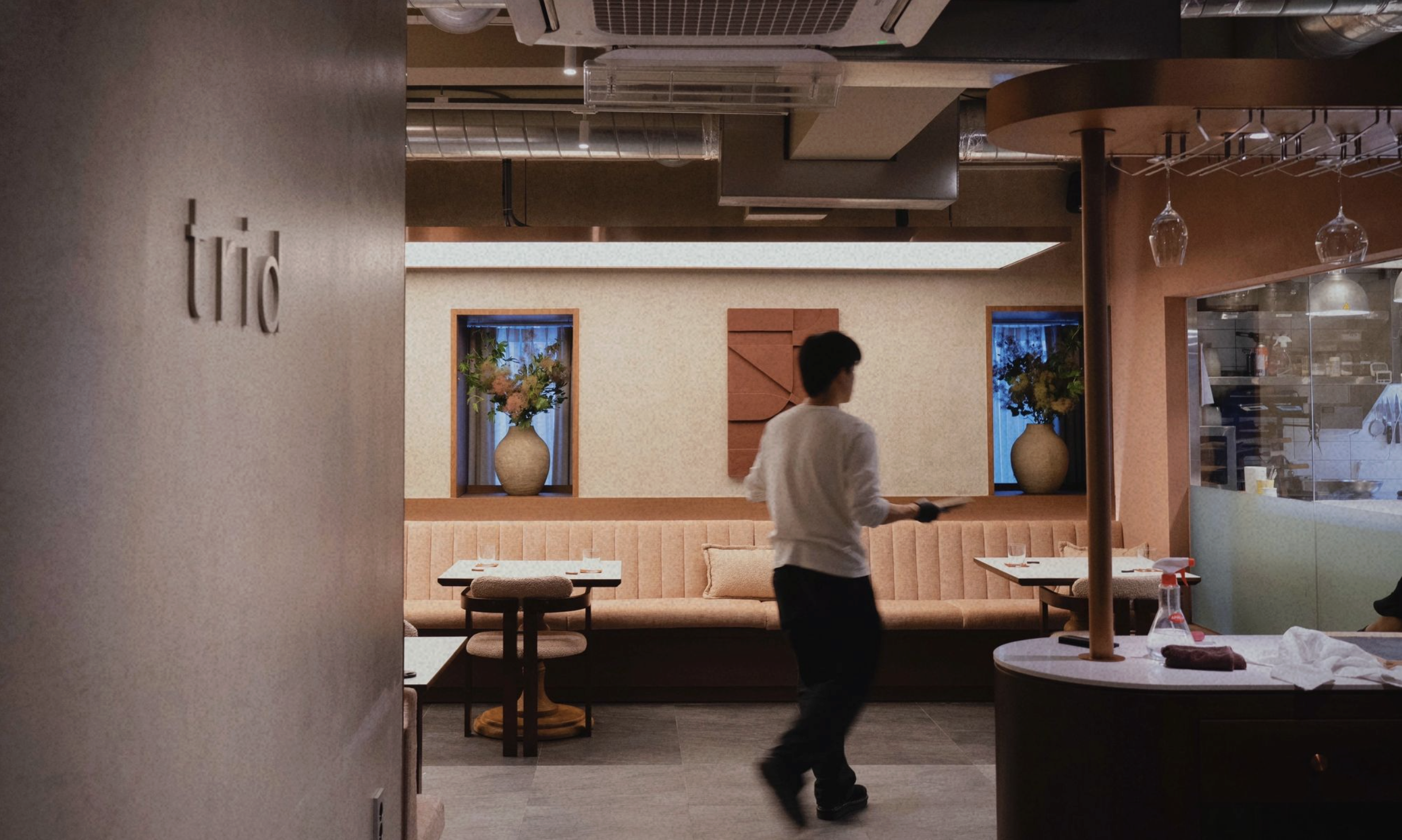 TRID Seoul interior photograph